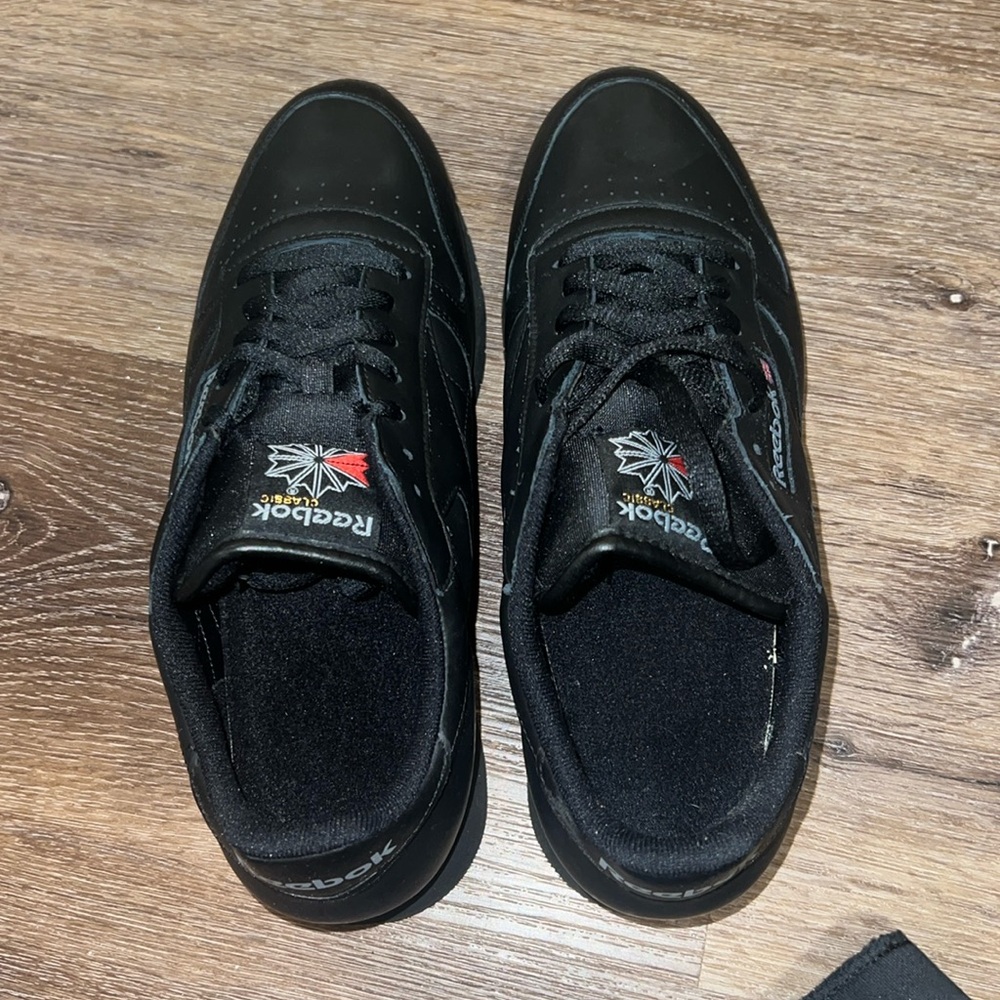 Men’s Reebok classics